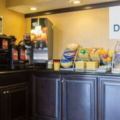 Отель Days Inn & Suites by Wyndham Vicksburg питание фото 2