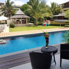 Отель Lanta Pura Beach Resort бассейн фото 3