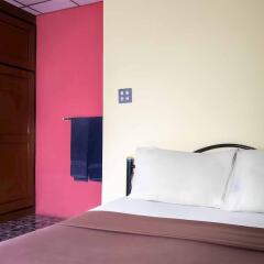 Отель Sabina Guesthouse Камала Бич сейф в номере