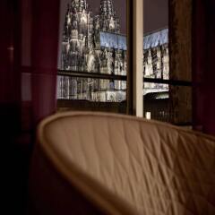 Отель Mondial am Dom Cologne MGallery Collection Германия, Кёльн - отзывы, цены и фото номеров - забронировать отель Mondial am Dom Cologne MGallery Collection онлайн балкон