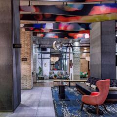 Отель DoubleTree by Hilton New York Times Square West интерьер отеля