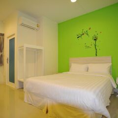Отель The Garden Living комната для гостей фото 5