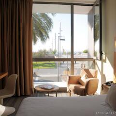 Отель Occidental Atenea Mar - Adults Only комната для гостей фото 2