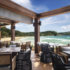 Отель The Nai Harn Phuket питание