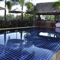 Baan Chayna Resort Hotel бассейн фото 2