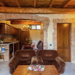 Отель Farmhouse Located in the Beautiful Aulla in Northern Tuscany Аулла фото 23