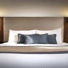 Отель Holiday Inn Abu Dhabi Downtown, an IHG Hotel ОАЭ, Абу-Даби - отзывы, цены и фото номеров - забронировать отель Holiday Inn Abu Dhabi Downtown, an IHG Hotel онлайн комната для гостей фото 5