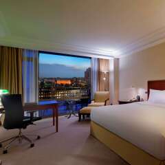 Hilton Istanbul Bosphorus Турция, Стамбул - 5 отзывов об отеле, цены и фото номеров - забронировать отель Hilton Istanbul Bosphorus онлайн комната для гостей фото 4