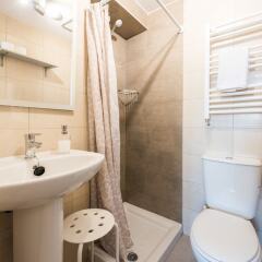 Отель Apartamento La Gata Madrid ванная фото 2