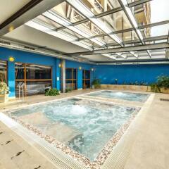 Отель Regnum Bansko Hotel & Spa Болгария, Банско - отзывы, цены и фото номеров - забронировать отель Regnum Bansko Hotel & Spa онлайн бассейн фото 3