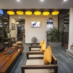 Отель Hoi An Silk River Villa интерьер отеля