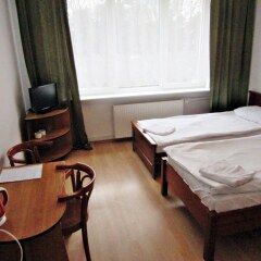 Отель SCSK Brzeźno Польша, Гданьск - 1 отзыв об отеле, цены и фото номеров - забронировать отель SCSK Brzeźno онлайн комната для гостей фото 4
