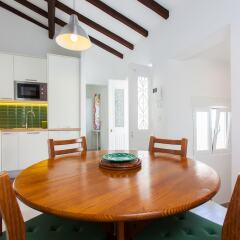 Отель Algés Village Casa 4 by Lisbon Coast в номере