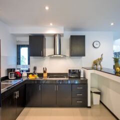 Отель Thaimond Residence by TropicLook в номере