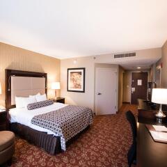Crowne Plaza Hotel Philadelphia-Cherry Hill комната для гостей фото 3