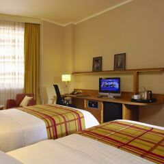Отель Courtyard By Marriott Pilsen Пльзень удобства в номере фото 2