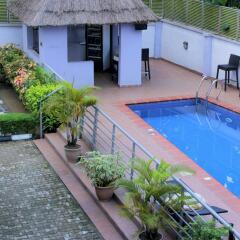 Отель Calabar Harbour Resort SPA Нигерия, Калабар - отзывы, цены и фото номеров - забронировать отель Calabar Harbour Resort SPA онлайн бассейн