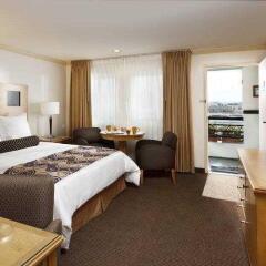 Отель Carlyle Inn комната для гостей фото 5