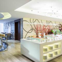 Отель Novotel Nanjing Central Suning питание