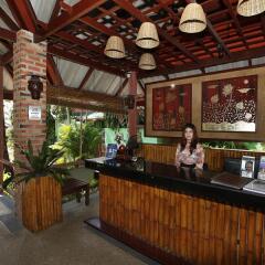 Отель Friendship Beach Resort & Atmanjai Wellness Centre интерьер отеля фото 3