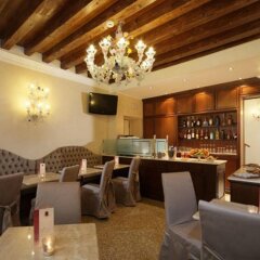 Hotel Al Duca Di Venezia гостиничный бар