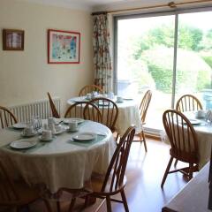 Отель Willow Guest House питание