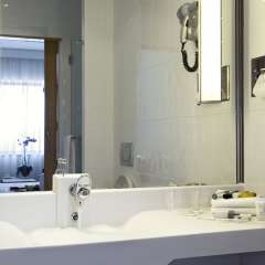 Отель Novotel Porto Gaia ванная фото 2