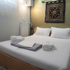 Отель Style Comfort 8min to Acropolis Museum Афины комната для гостей фото 2