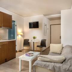 Elina Hotel Apartments комната для гостей фото 3
