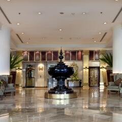 Отель Mercure Mandalay Hill Resort интерьер отеля
