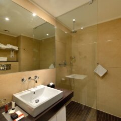 Отель Savhotel Италия, Болонья - 3 отзыва об отеле, цены и фото номеров - забронировать отель Savhotel онлайн ванная фото 2
