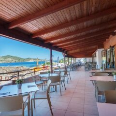 Отель Carema Club Resort гостиничный бар