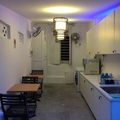 Royal Lodge @ Pagoda Street - Hostel Сингапур в номере