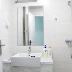 Отель Shiai Hotel Китай, Сиань - отзывы, цены и фото номеров - забронировать отель Shiai Hotel онлайн ванная
