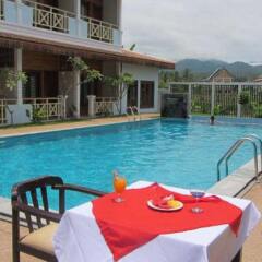Отель Vansana LuangPrabang Hotel Лаос, Луангпхабанг - отзывы, цены и фото номеров - забронировать отель Vansana LuangPrabang Hotel онлайн бассейн фото 3