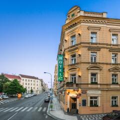 Отель Three Crowns Hotel Чехия, Прага - 6 отзывов об отеле, цены и фото номеров - забронировать отель Three Crowns Hotel онлайн фото 15