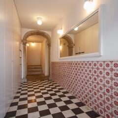 Отель Alfama Best Terrace & View Gonzalos Home интерьер отеля