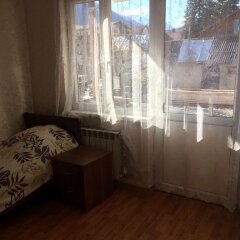 Гостиница Tramp Guest House в Красной Поляне отзывы, цены и фото номеров - забронировать гостиницу Tramp Guest House онлайн Красная Поляна комната для гостей фото 5