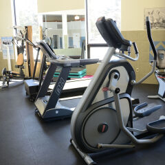 Отель Holiday Inn Express & Suites Charlottetown фитнесс-зал фото 3