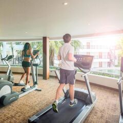 Отель Novotel Phuket Karon Beach Resort and Spa фитнесс-зал