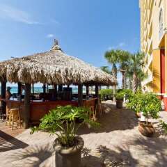 Отель Calypso Beach Resort by Panhandle Getaways фото 3