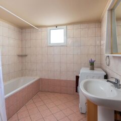 Отель Loutra House Родос ванная