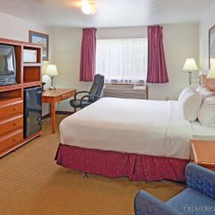 Quality Inn & Suites in Albany, United States of America from 134$, photos, reviews - zenhotels.com guestroom photo 4