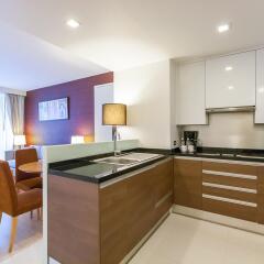 Отель Novotel Ploenchit Sukhumvit Бангкок в номере фото 2