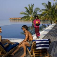 Отель Vilamendhoo Island Resort & Spa фото 5