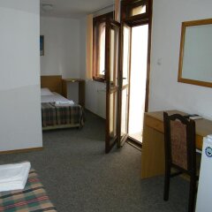 Отель Family Hotel Saint Iliya Болгария, Бургас - отзывы, цены и фото номеров - забронировать отель Family Hotel Saint Iliya онлайн удобства в номере
