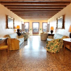 Отель Locanda Ai Santi Apostoli интерьер отеля