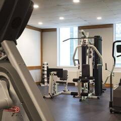 Отель Ramada Plaza by Wyndham Calgary Downtown Канада, Калгари - отзывы, цены и фото номеров - забронировать отель Ramada Plaza by Wyndham Calgary Downtown онлайн фитнесс-зал фото 2