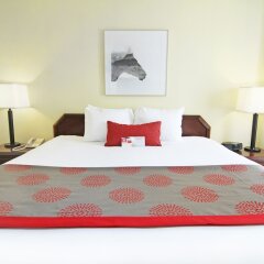 Отель Ramada Plaza & Conf Center by Wyndham Calgary Airport Канада, Калгари - отзывы, цены и фото номеров - забронировать отель Ramada Plaza & Conf Center by Wyndham Calgary Airport онлайн сейф в номере
