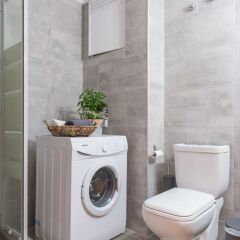 Отель Ermou Suites by Livin Urbban ванная фото 8
